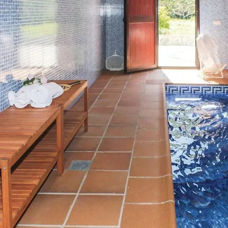 Fuentezuelas Pool * Sayalonga