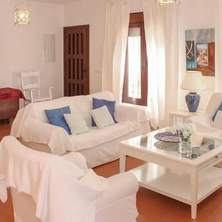 Fuentezuelas Pool Villa