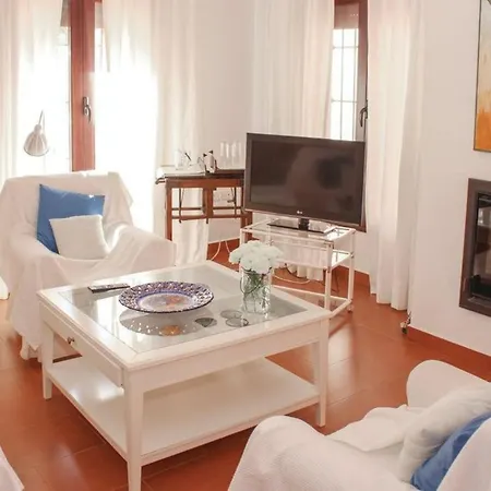 Fuentezuelas Pool Villa