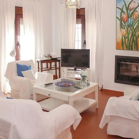 Fuentezuelas Pool Villa Sayalonga