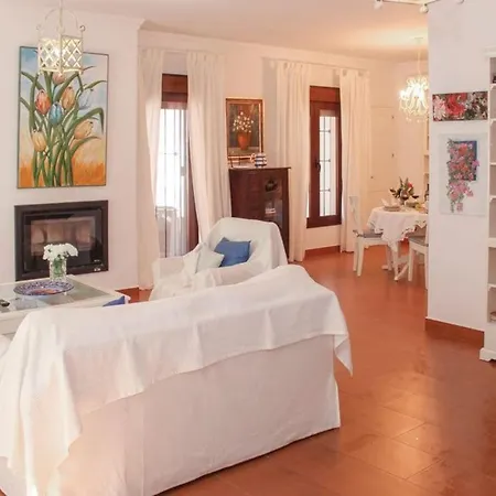 Fuentezuelas Pool Villa *