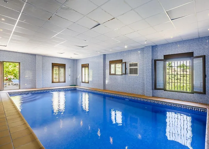 Fuentezuelas Pool Villa *